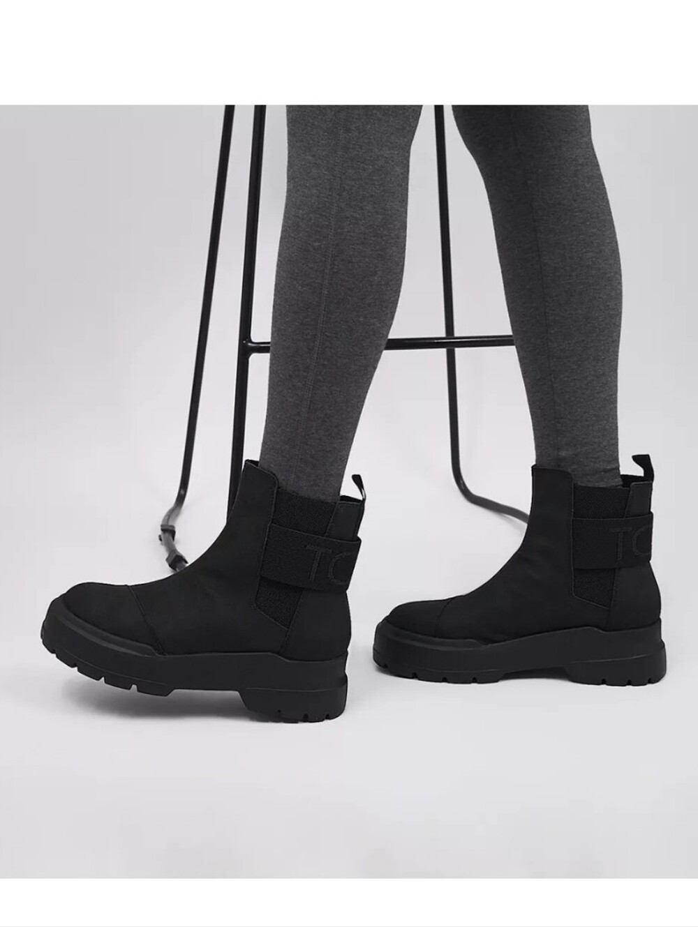 Toms Alpargata Combat Boot Black Slip On Suede Lug Ankle Boot Size 6 New